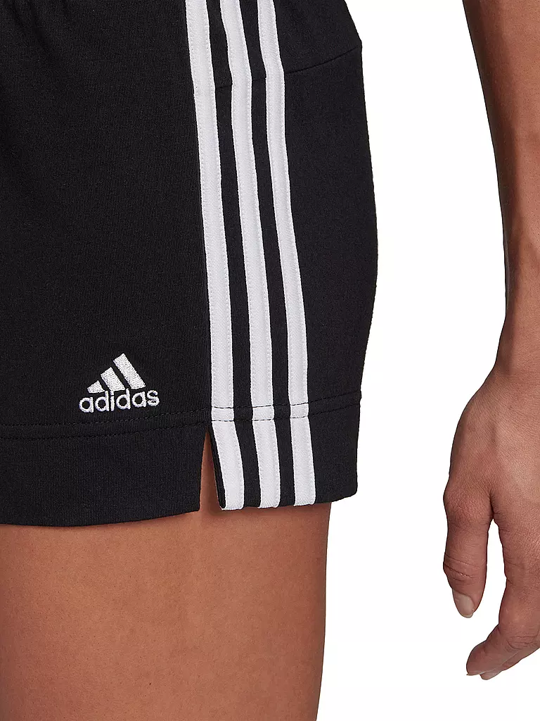 ADIDAS | Damen Fitnessshort Essentials Slim 3-Streifen | Nero