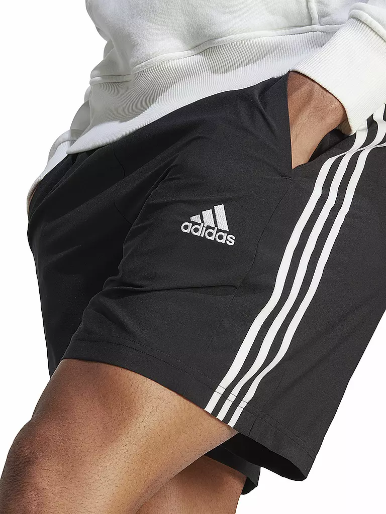 ADIDAS | Herren Short Essential Chelsea | Nero