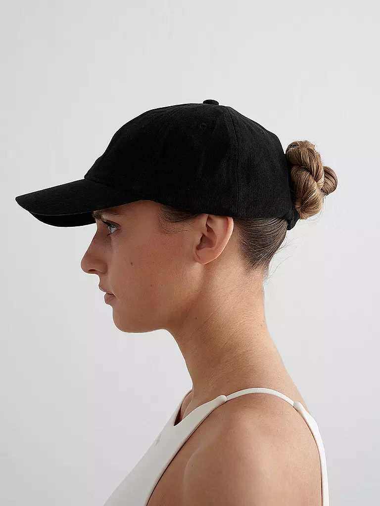 AIM'N | Cappellino da donna con logo piccolo | Nero