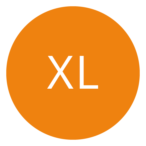 Cerchio arancione con le lettere "XL" in bianco, centrate all'interno.