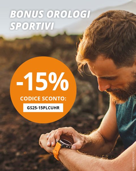 Una donna e un uomo in abbigliamento sportivo corrono su una scalinata all'aperto. Il testo evidenzia uno sconto del 15% sugli orologi sportivi con il codice GS25-15PLCUHR.