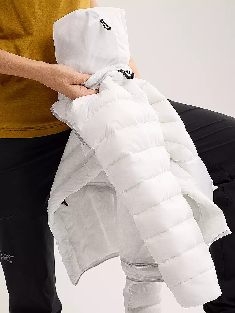 ARCTERYX | Damen Isojacke Cerium Down Hoodie | Bianco