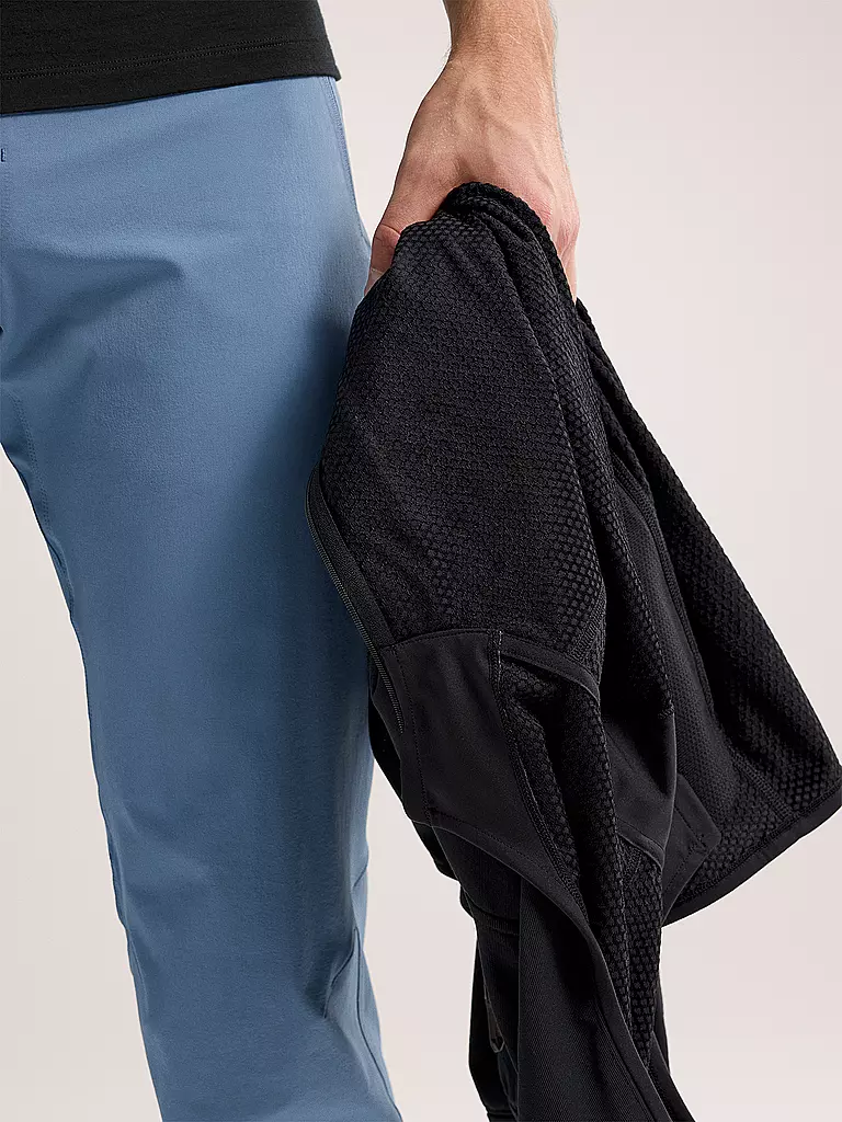 ARCTERYX | Herren Fleecejacke Delta Hoodie | Nero