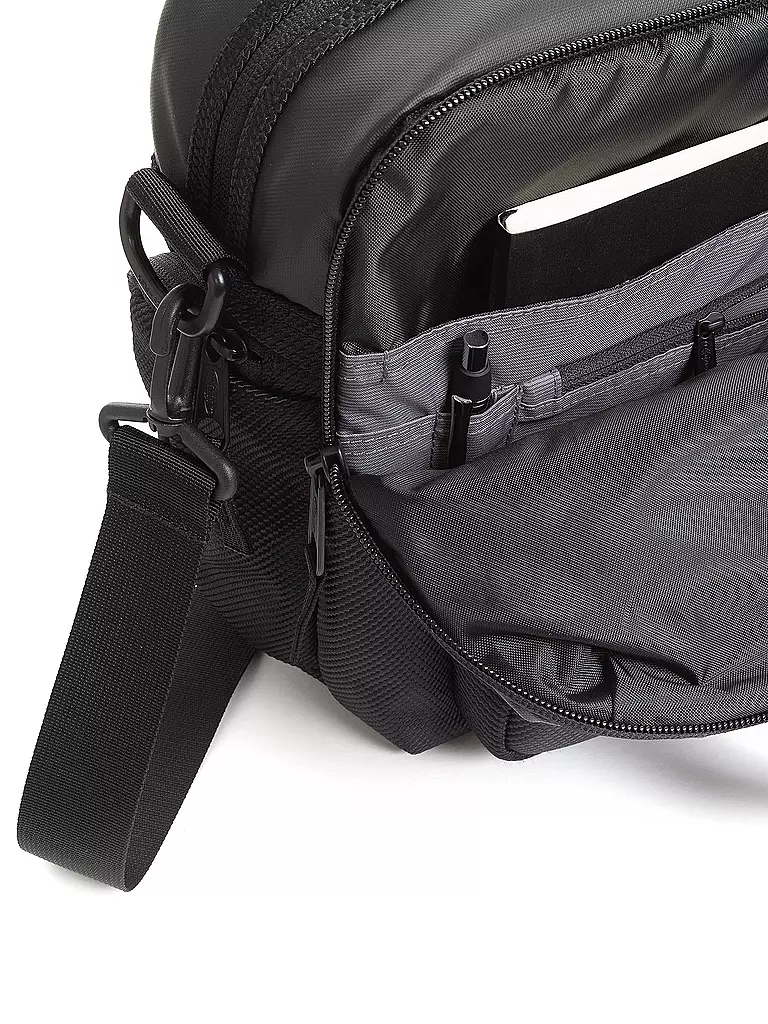 EASTPAK | Reisegepäck Sheldan 18L | Nero