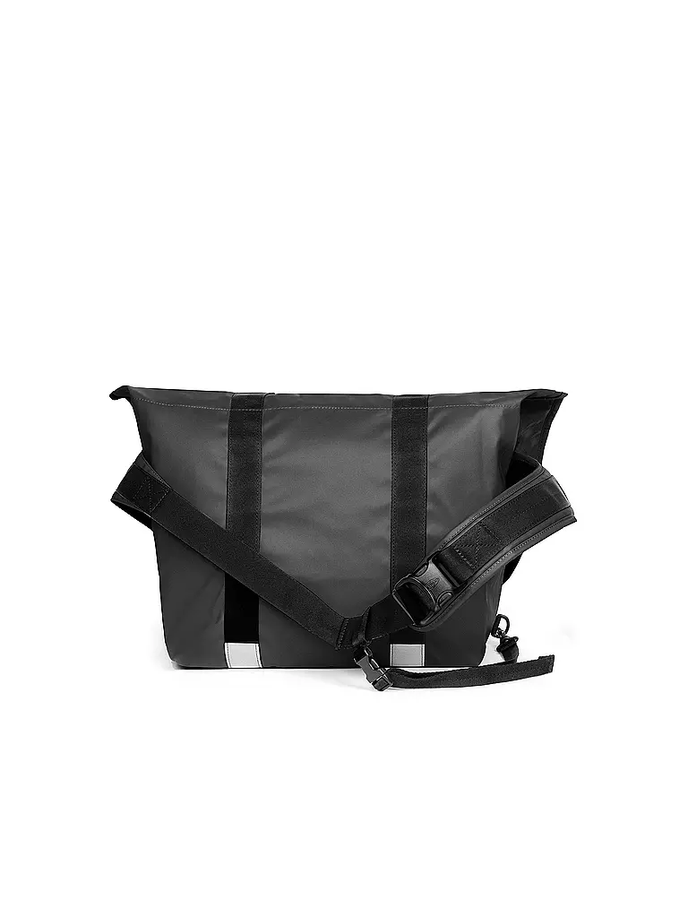 EASTPAK | Umhängetasche Messer Bike 15L | Nero