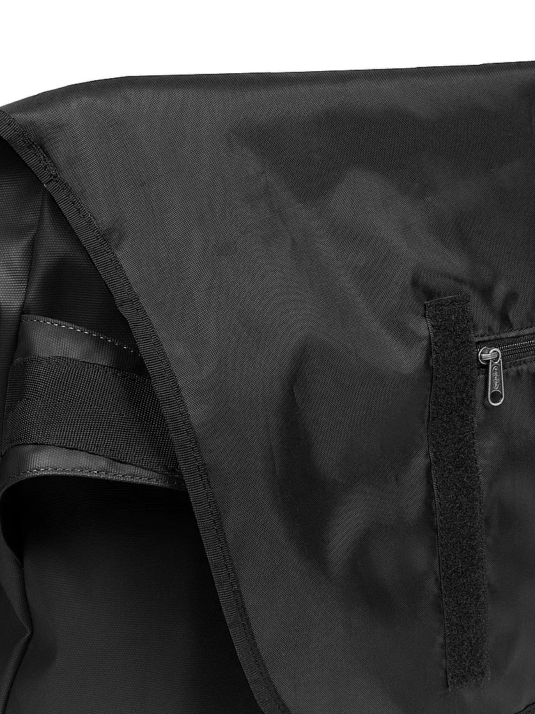 EASTPAK | Umhängetasche Messer Bike 15L | Nero