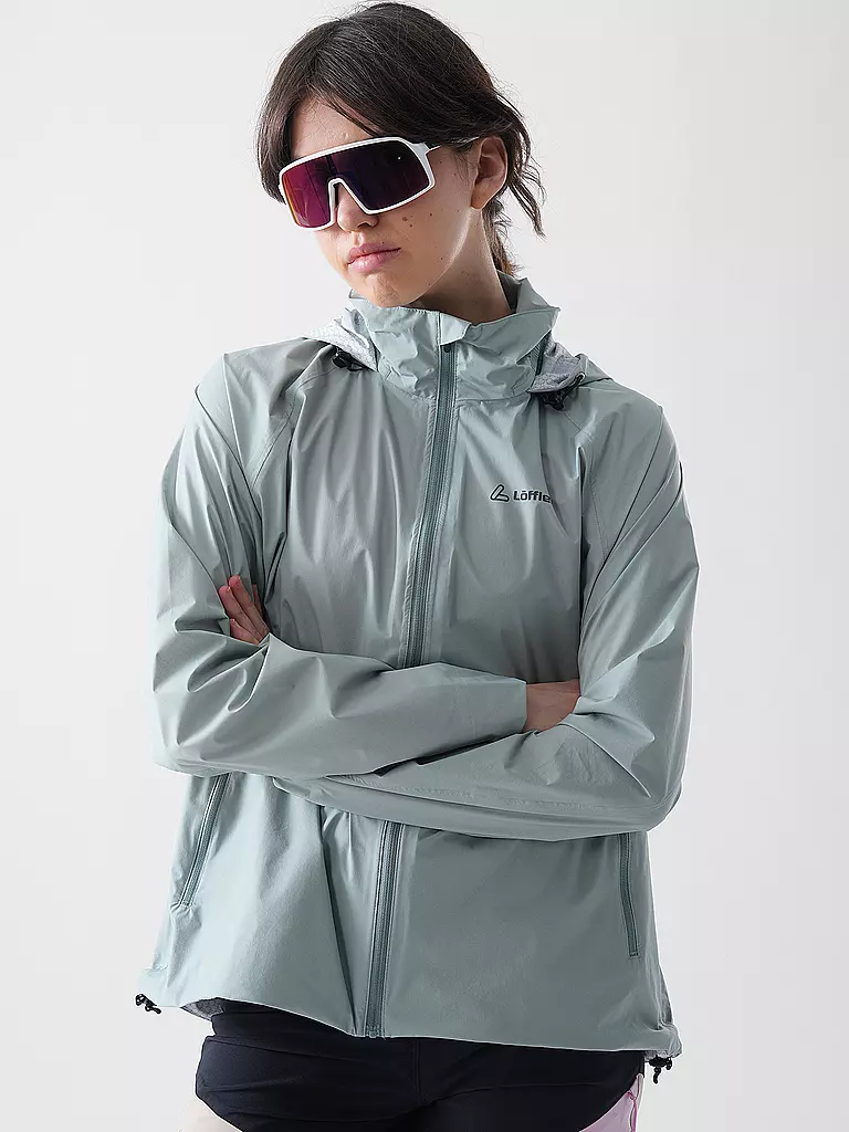 LÖFFLER | Giacca da ciclismo da donna WPM Pocked CF con cappuccio |