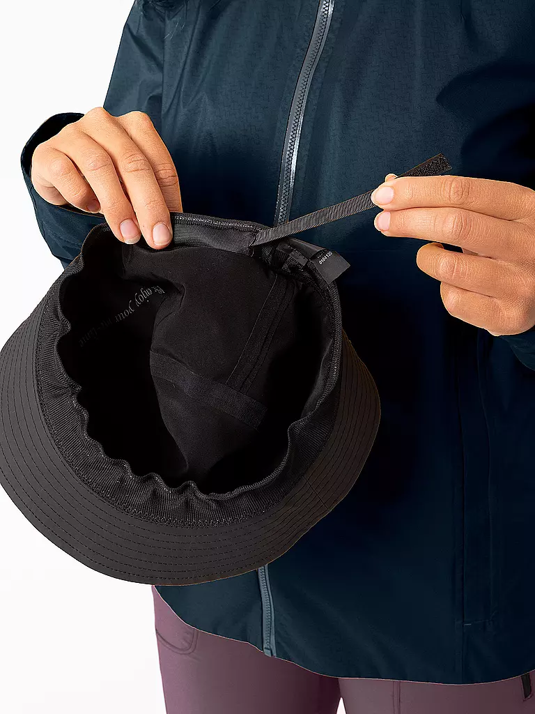 LAMUNT | Cappello Martha Rain |