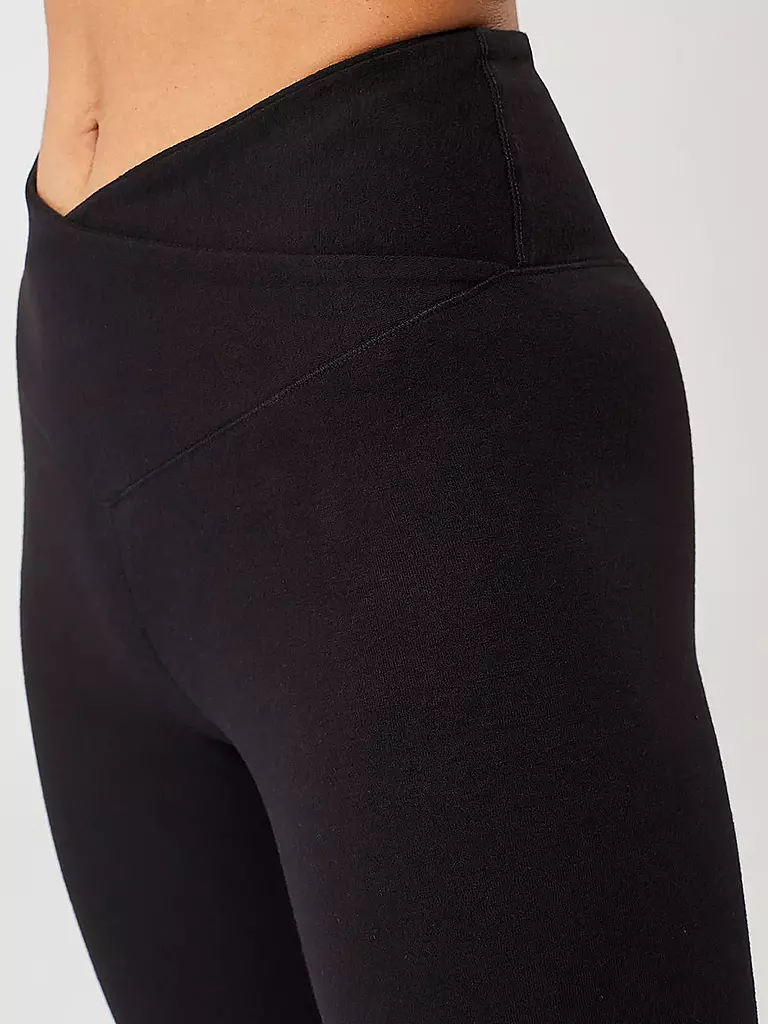 MANDALA | Damen Yoga Hose Classic Rolldown | Nero