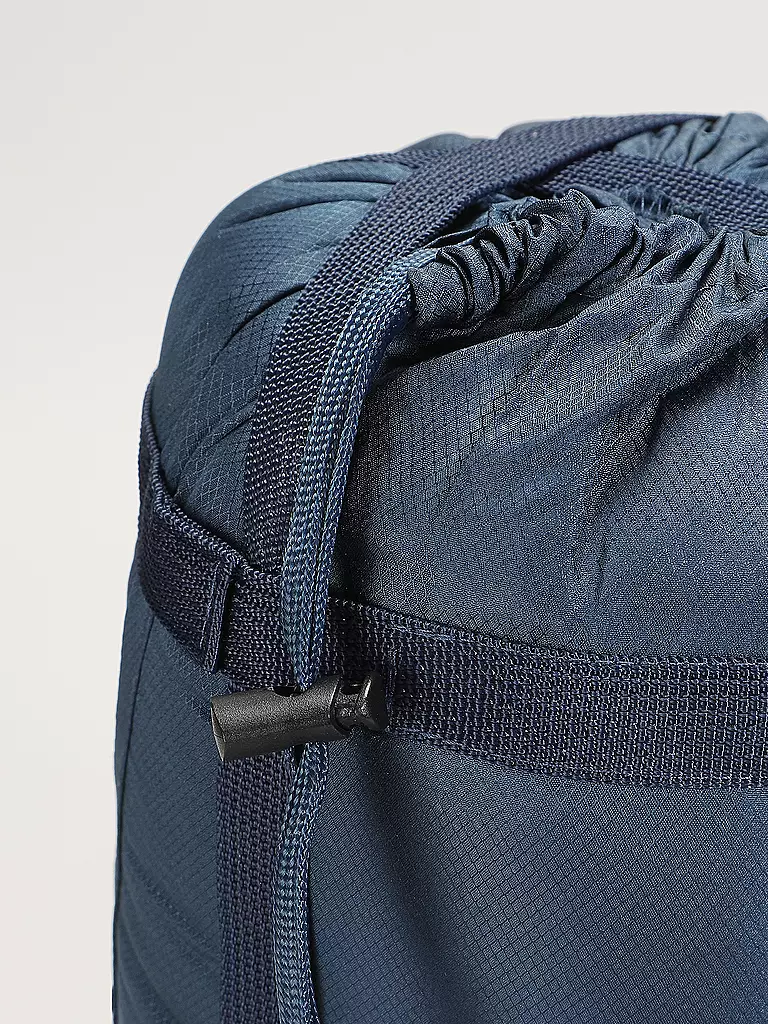 MERU | Sacco a pelo in fibra sintetica Isar 11 M 35x18cm 1000g |