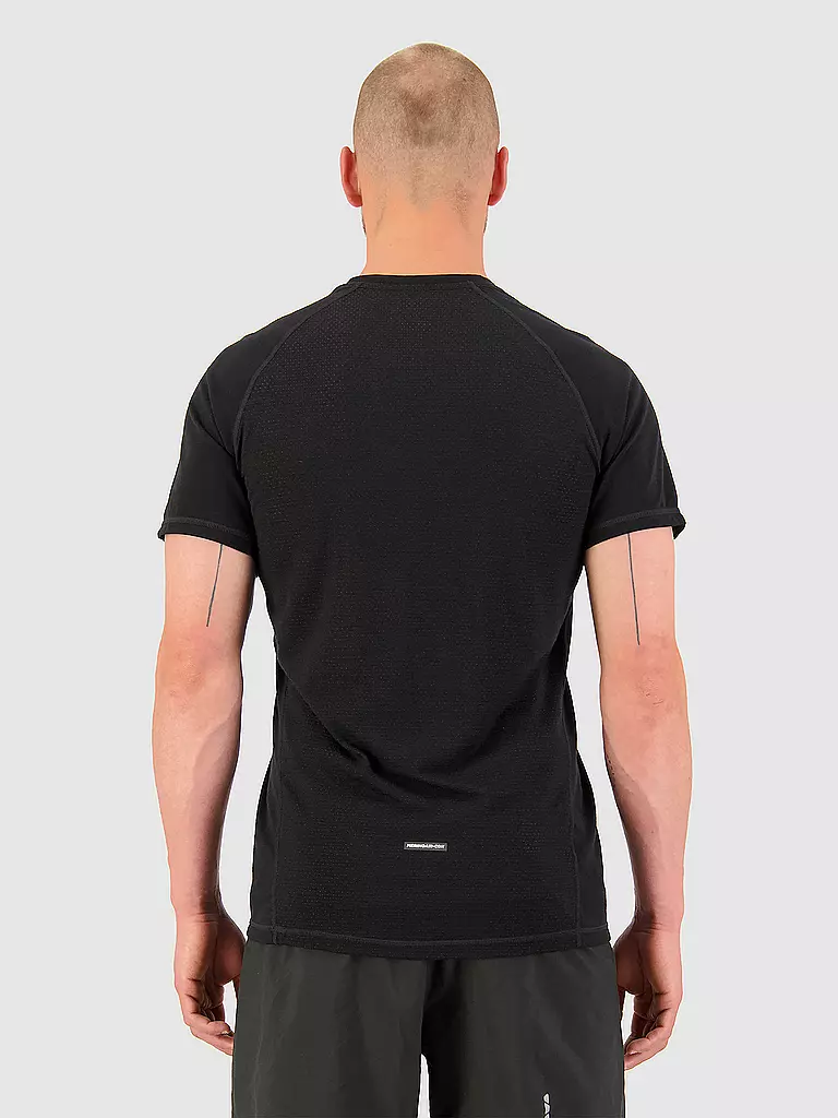 MONS ROYALE | Herren Funktionsshirt Temple Tech | Nero