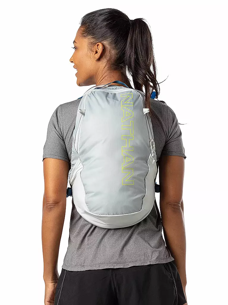 NATHAN | Trinkrucksack Crossover Pack 5L inkl. 1,5L Blase | Grigio