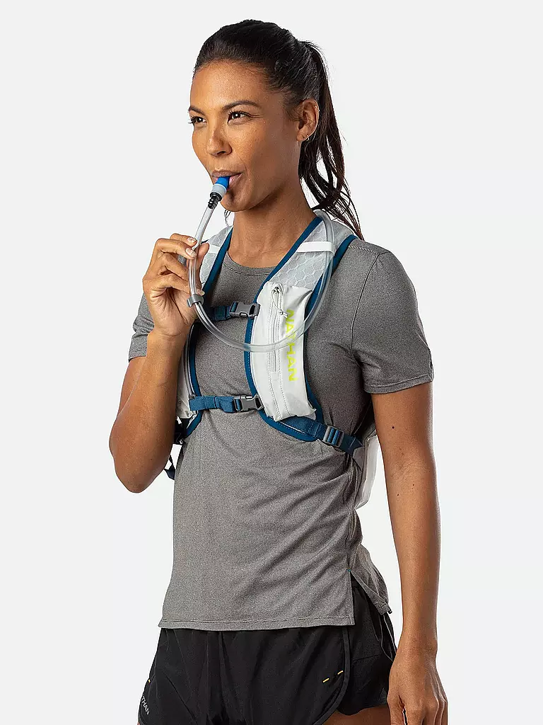 NATHAN | Trinkrucksack Crossover Pack 5L inkl. 1,5L Blase | Grigio