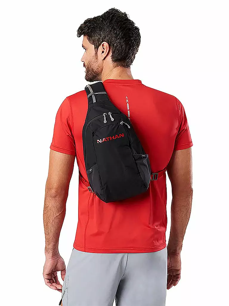 NATHAN | Zaino da corsa Limitless Run Sling 8L | Nero