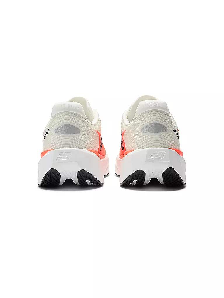 NEW BALANCE | Scarpe da competizione da uomo FuelCell Rebel V5 |