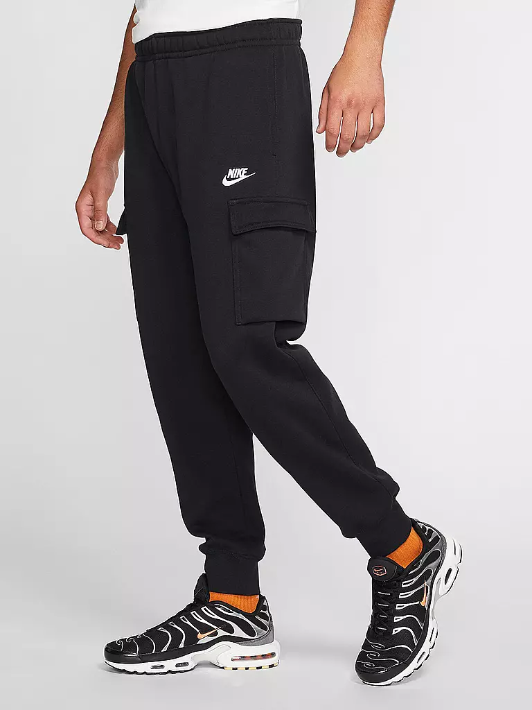 NIKE | Herren Jogginghose Sportswear Club Cagostyle | Nero