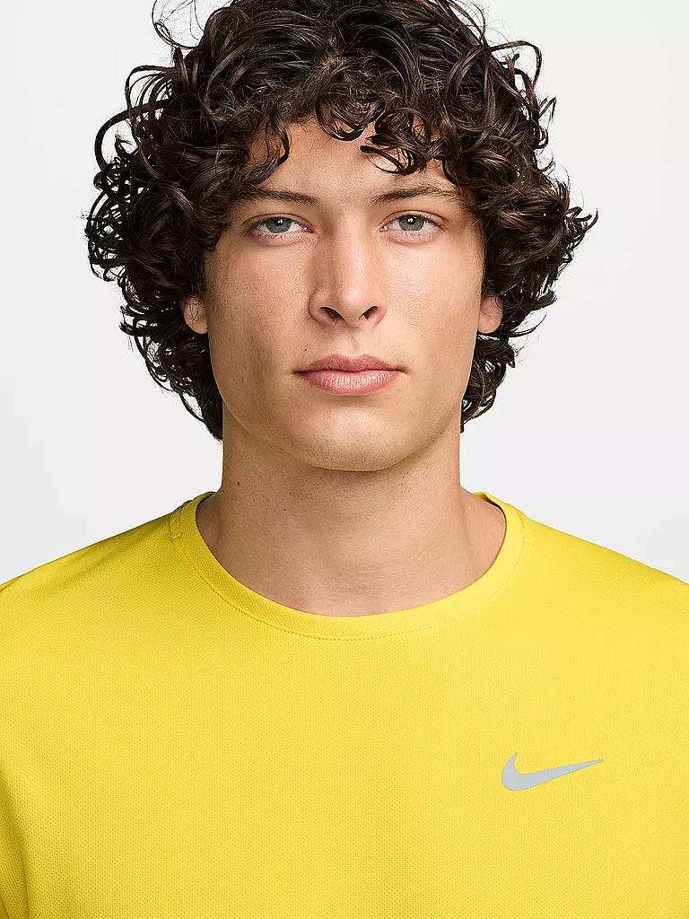 NIKE | Maglietta da running da uomo Dri-FIT UV Miler | Giallo