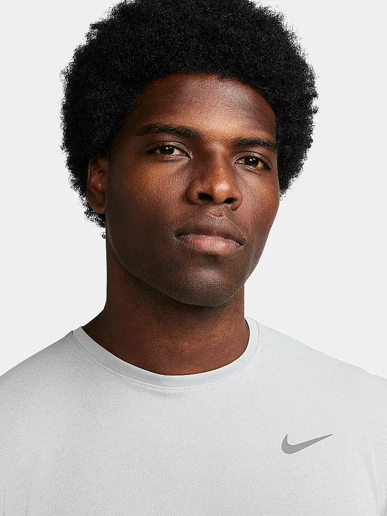 NIKE | Maglietta da running da uomo Dri-FIT UV Miler | Grigio chiaro