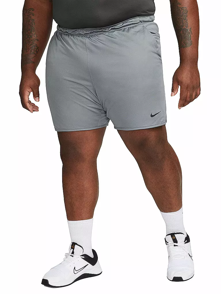 NIKE | Pantaloncini da fitness da uomo Dri-FIT Totality | Grigio chiaro