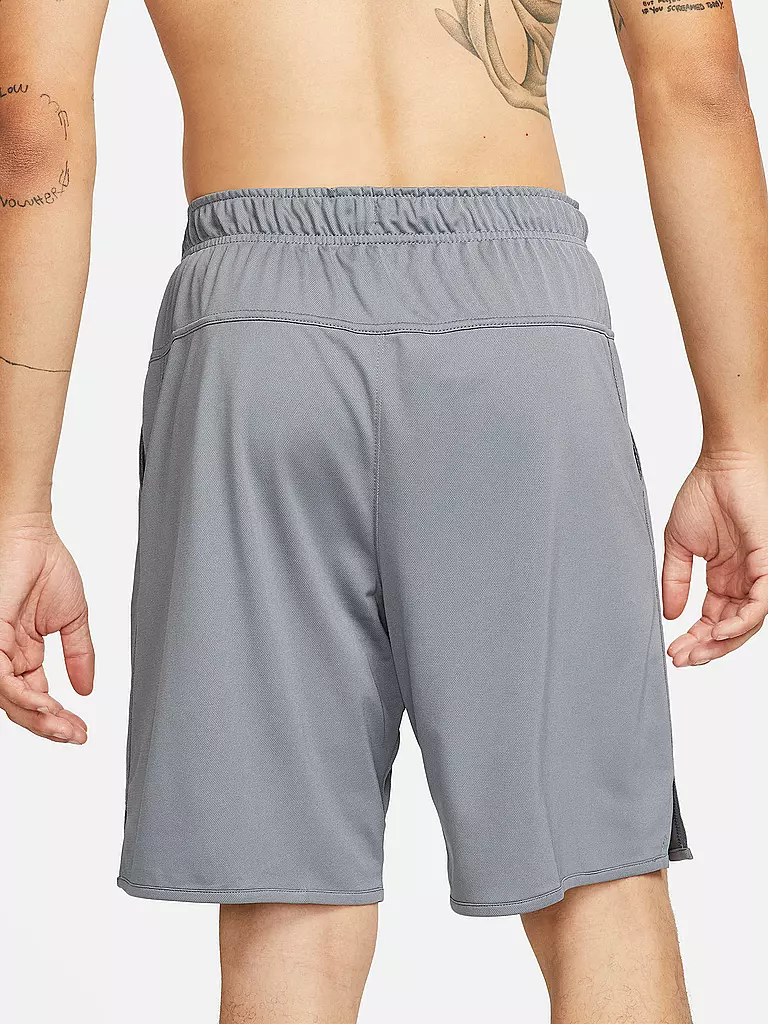 NIKE | Pantaloncini da fitness da uomo Dri-FIT Totality | Grigio