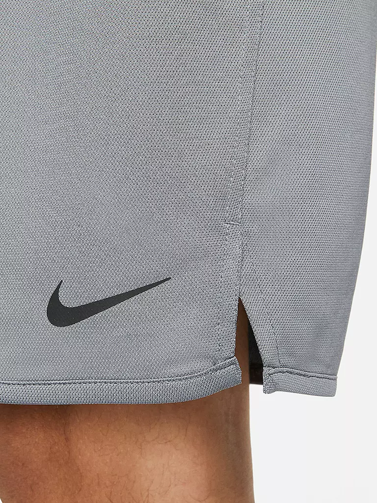 NIKE | Pantaloncini da fitness da uomo Dri-FIT Totality | Grigio