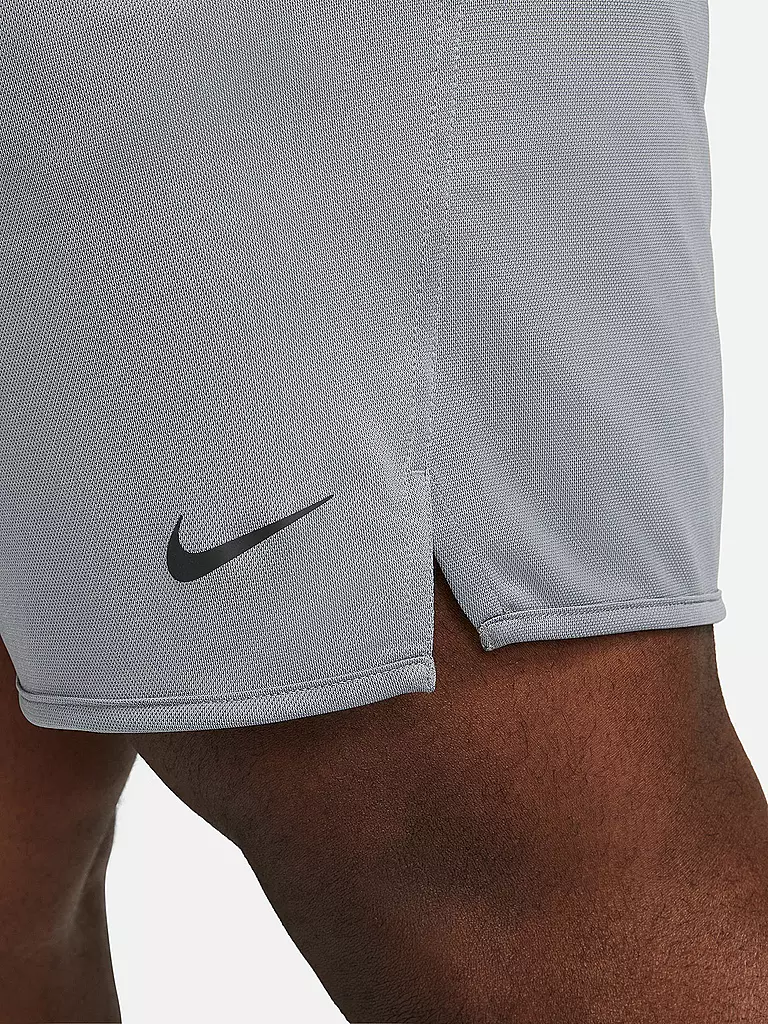 NIKE | Pantaloncini da fitness da uomo Dri-FIT Totality | Grigio chiaro