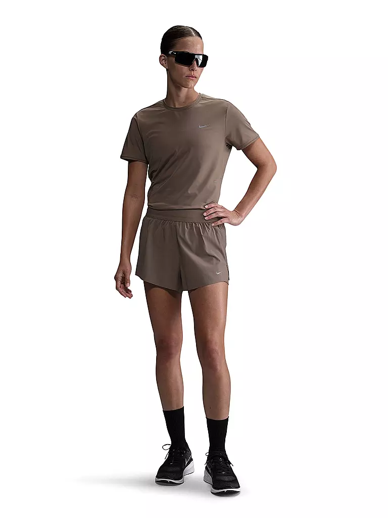 NIKE | Short da running Swift da donna | Marrone