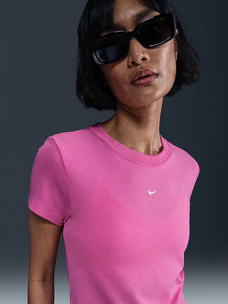 NIKE | T-shirt da donna Sportswear Chill Knit |