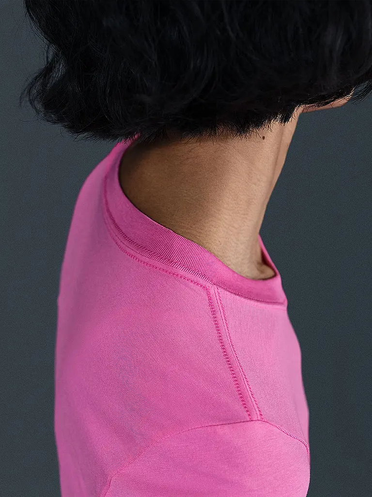 NIKE | T-shirt da donna Sportswear Chill Knit |