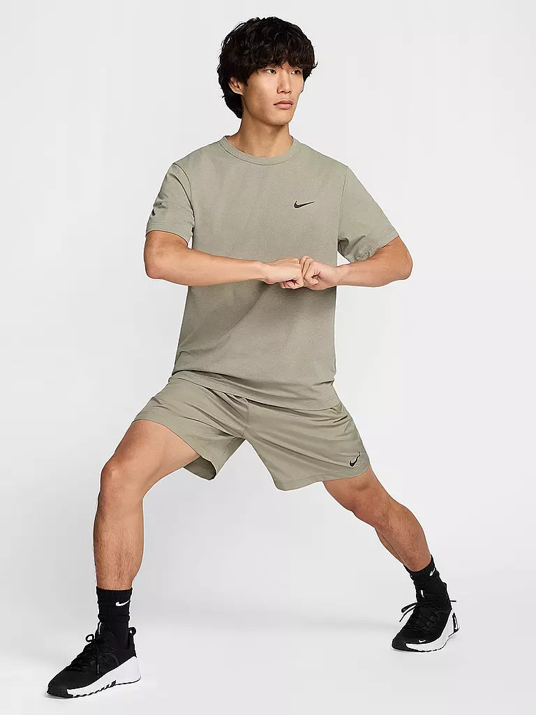 NIKE | T-shirt da fitness da uomo Dri-FIT UV Hyverse | Oliva