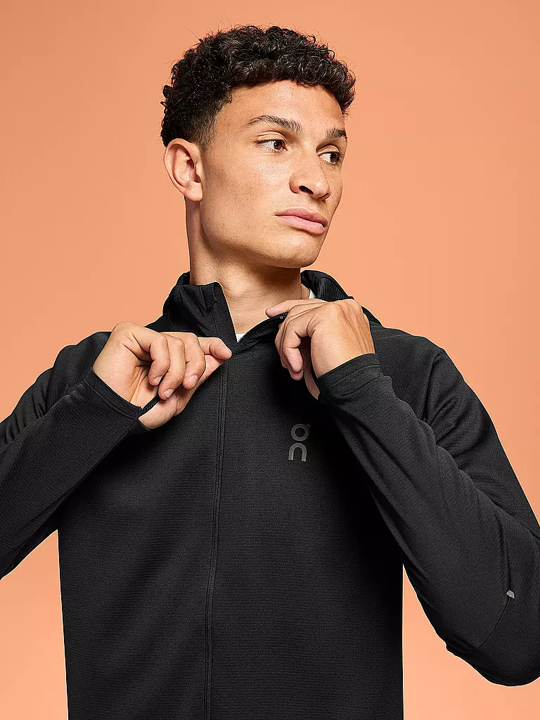 ON | Herren Laufjacke Climate Zip Hoodie | Nero