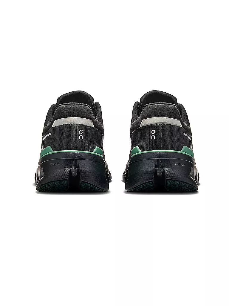 ON | Scarpe da running da uomo Cloudrunner 2 Waterproof |