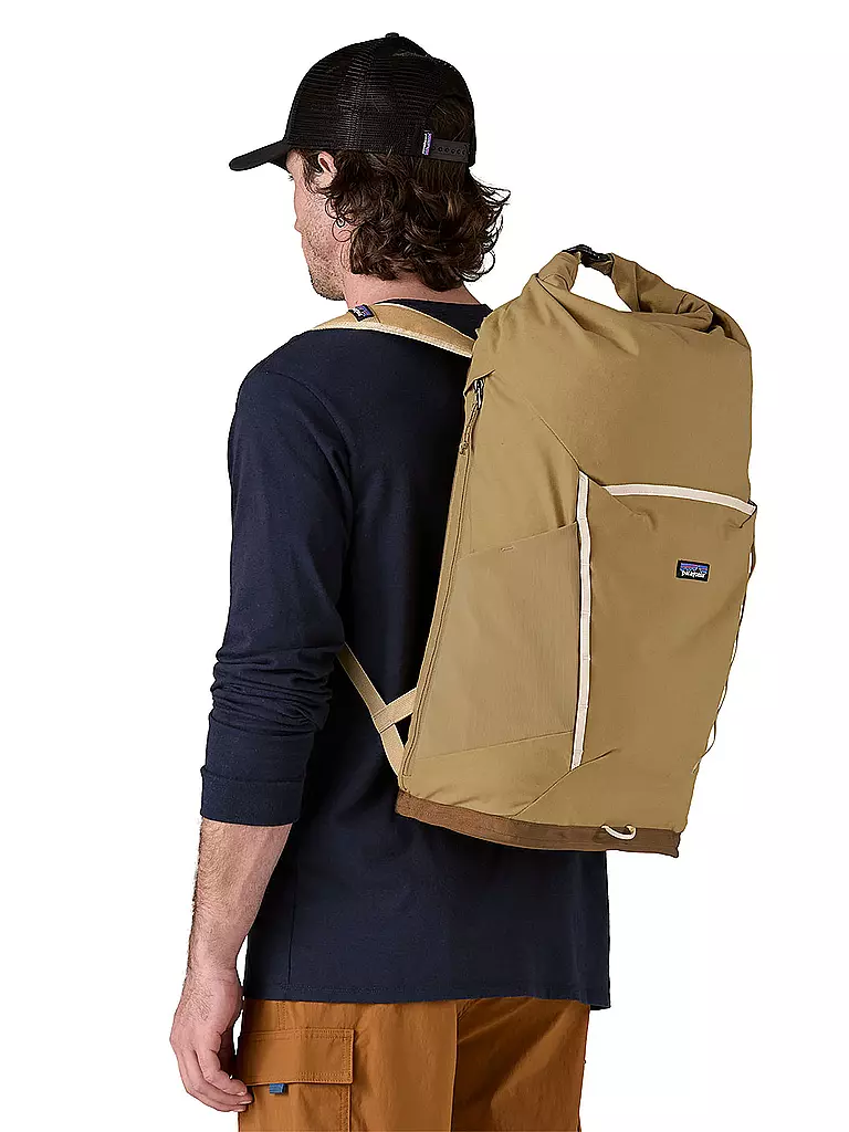 PATAGONIA | Zaino da giorno Fieldsmith Roll Top 32L | Beige