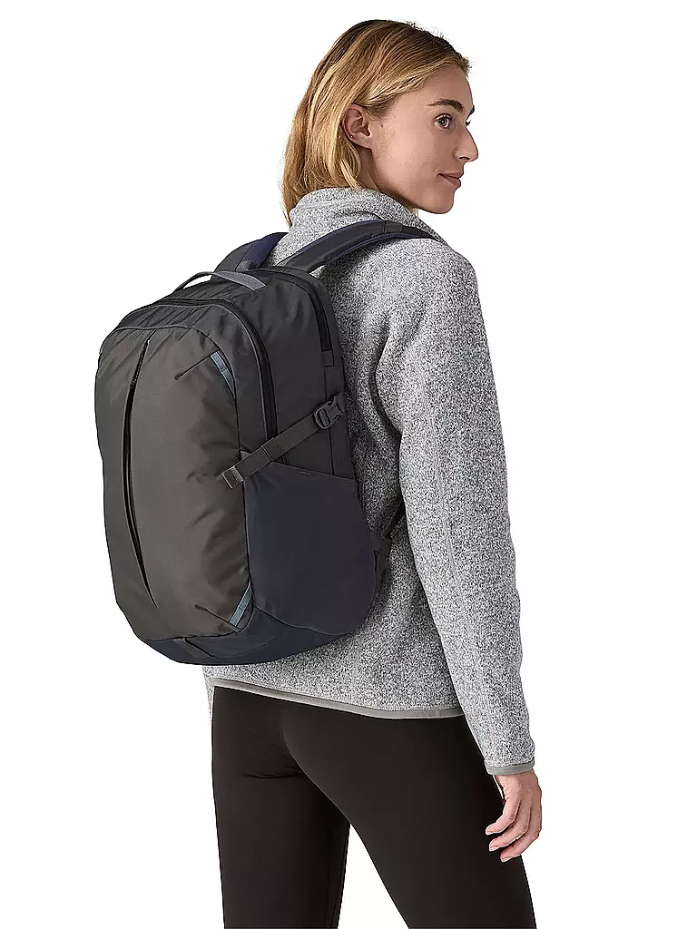 PATAGONIA | Zaino da giorno Refugio Daypack 26L | Blu scuro