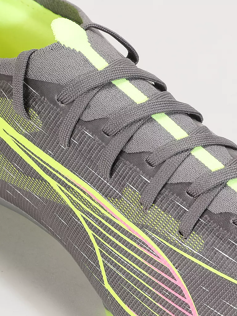 PUMA | Scarpe da calcio da uomo con tacchetti Ultra Match |