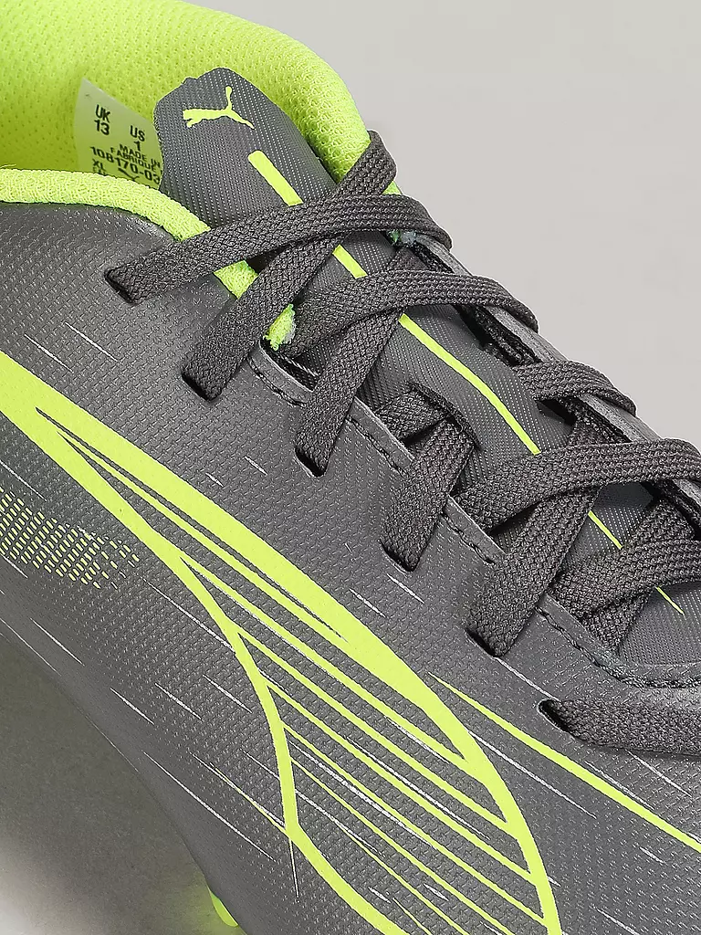 PUMA | Scarpe da calcio per bambini Ultra 8 Play con tacchetti |