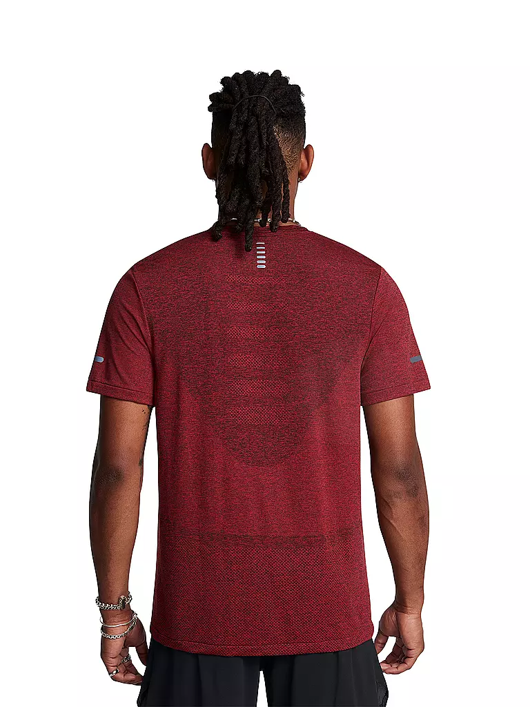 UNDER ARMOUR | Herren Fitnesshirt UA Seamless Stride | Rosso scuro